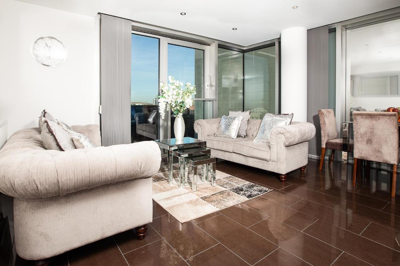 2 Bedroom 2 Bathroom Apartment In Central Milton Keynes With Free Parking And Smart Tv - Contractors, Relocation, Business Travellers Exteriör bild