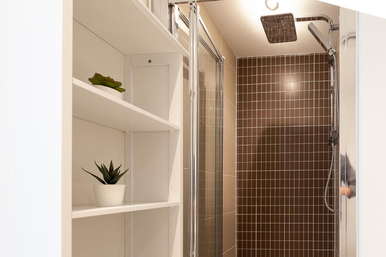 2 Bedroom 2 Bathroom Apartment In Central Milton Keynes With Free Parking And Smart Tv - Contractors, Relocation, Business Travellers Exteriör bild